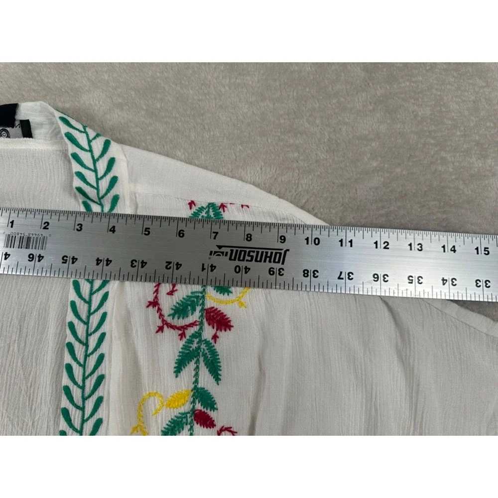 Curations Womens White Embroidered Dress Cover Up Short Sleeve Wrap Tie Size 2X - Picture 3 of 9